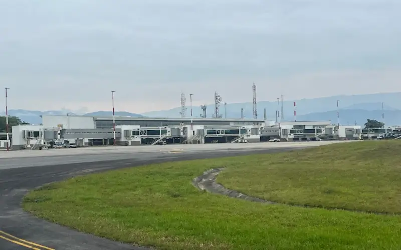 ¿Cómo conectar con el aeropuerto palonegro de Bucaramanga?